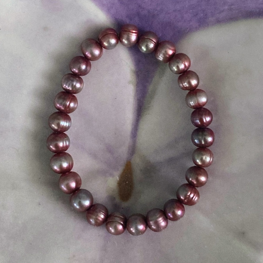 Pearl stretch bracelet